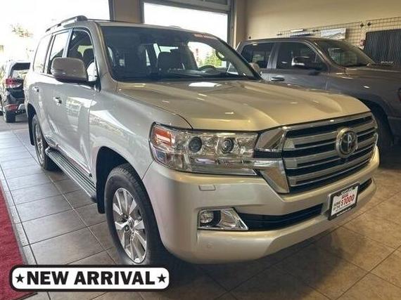 TOYOTA LAND CRUISER 2016 JTMCY7AJ3G4043093 image